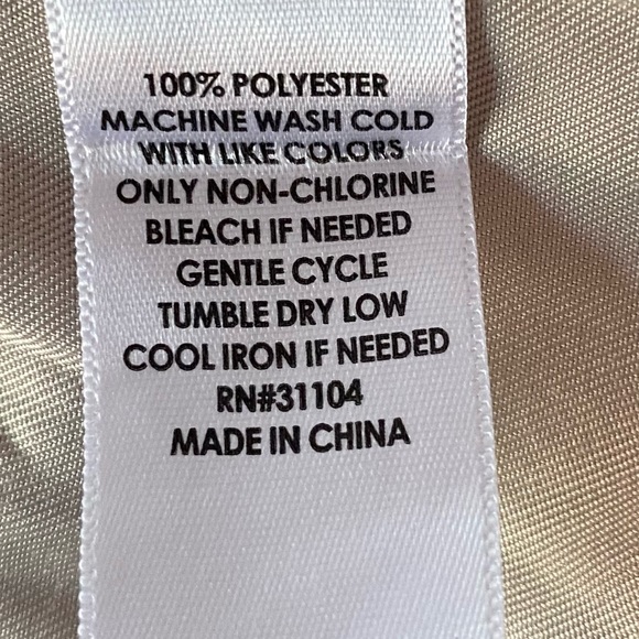 Capris - Picture 4 of 4